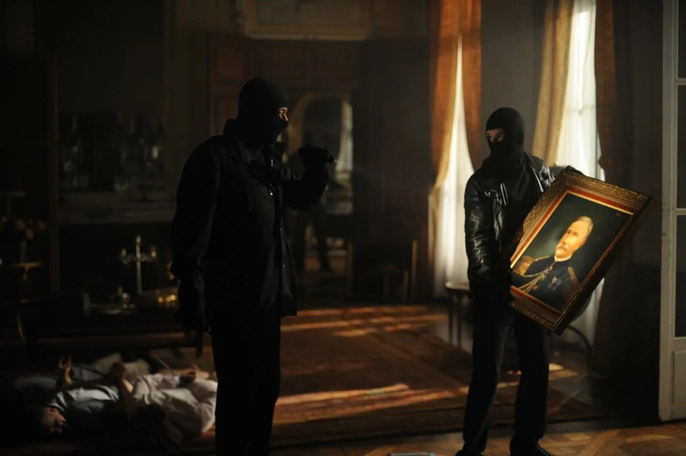 Замкнутый круг трейлер. Замкнутый круг трейлер. Замкнутый круг фильм 1978. Замкнутый круг фильм 2010. Замкнутый круг трейлер.