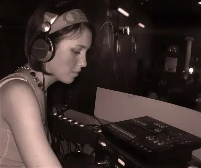 Dj irina. Ira Melova DJ.