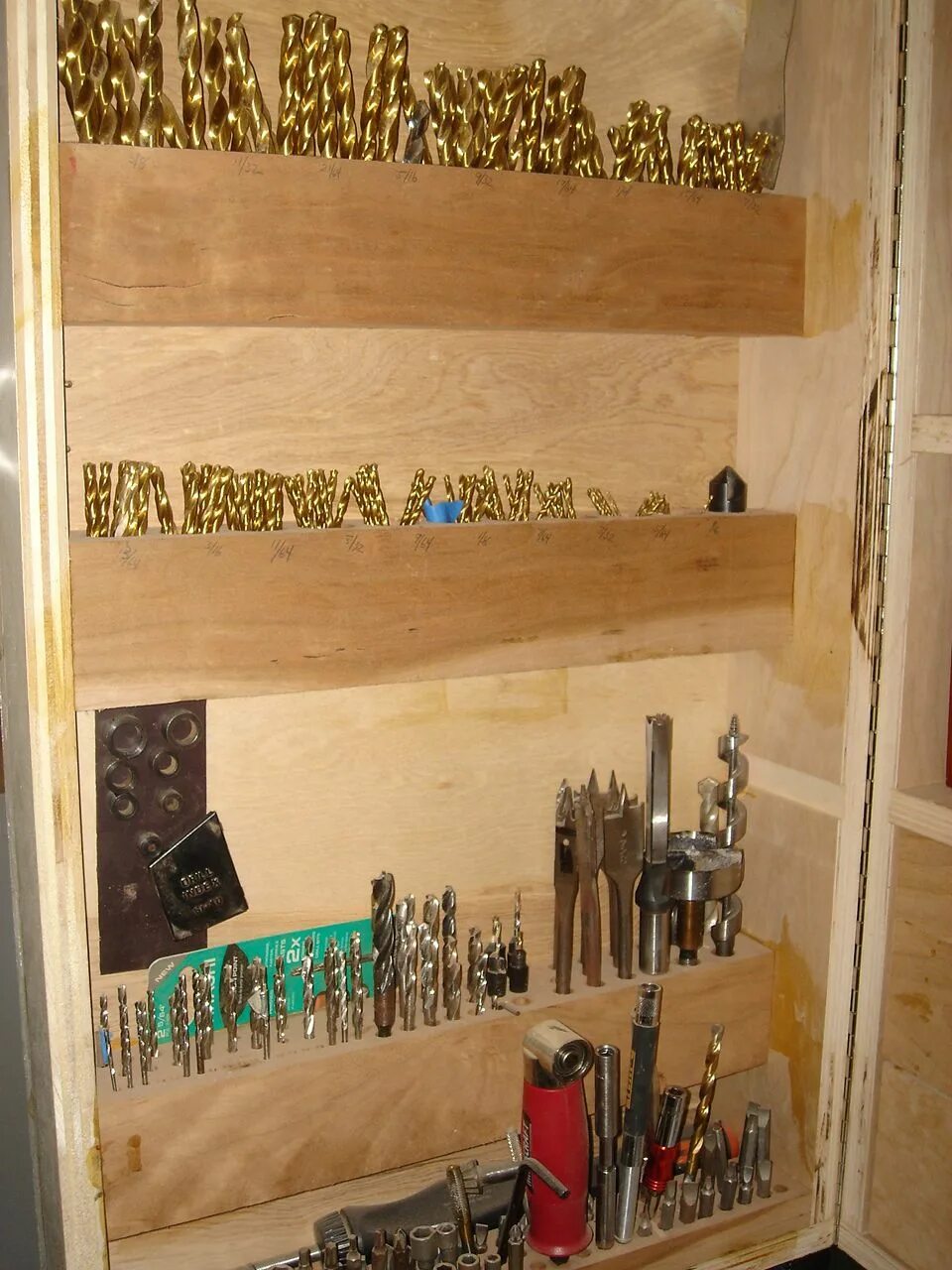 Bit storage