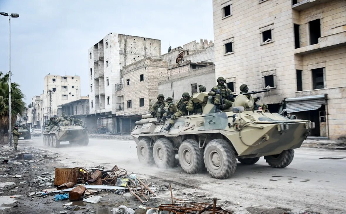 БТР-82а в Сирии. Армия РФ на БТР В городе Сирии. Штурм Алеппо БТР. Операция в сирии год