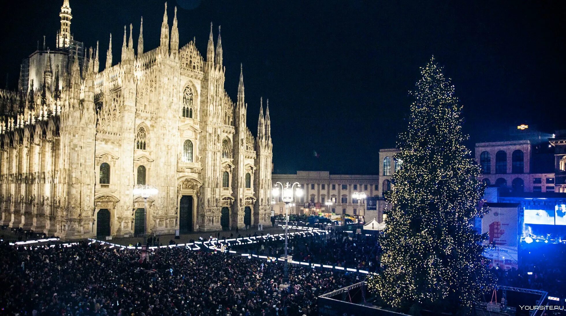 Как празднуют новый год в италии. Дуомо Милан в Рождество. Milano Duomo Christmas 2020. Италия новый Милан. Милан Рождество 2020.