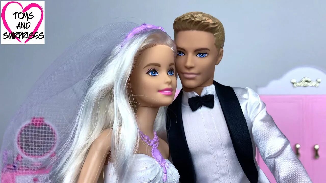 Дети барби и кена. Барби и кен ревва. Настоящие барби и кен. Муж барби. Барби 2023 кен.