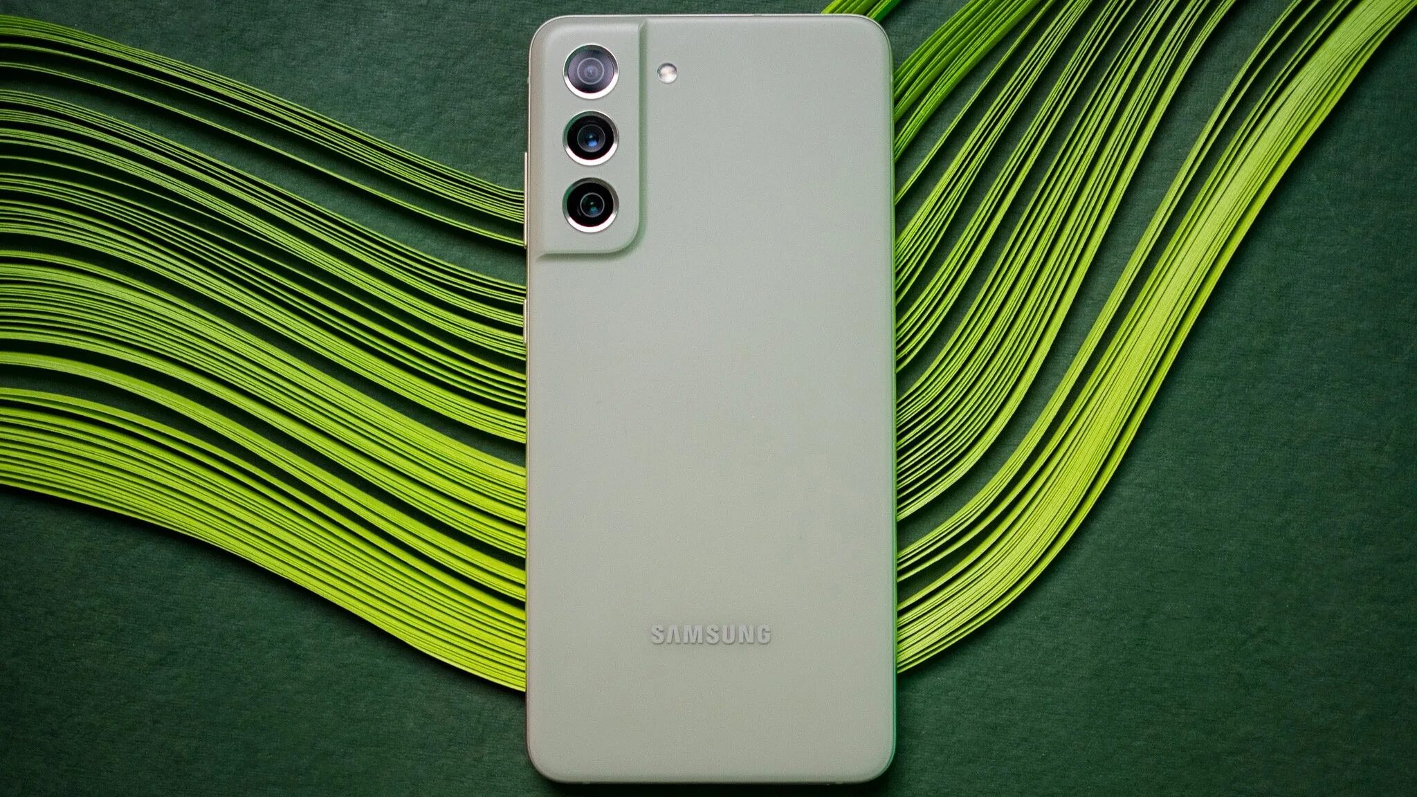 S21 fe exynos. Samsung galaxy s21 fe. samsung galaxy s21 fe 5g. samsung galaxy s21 fe зеленый. самсунг с 21 фе зеленый.