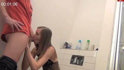 91 sexyRia - SKANDAL-Fick bei der Rene Schwuchow Show mp4 126.24 MB NA. 