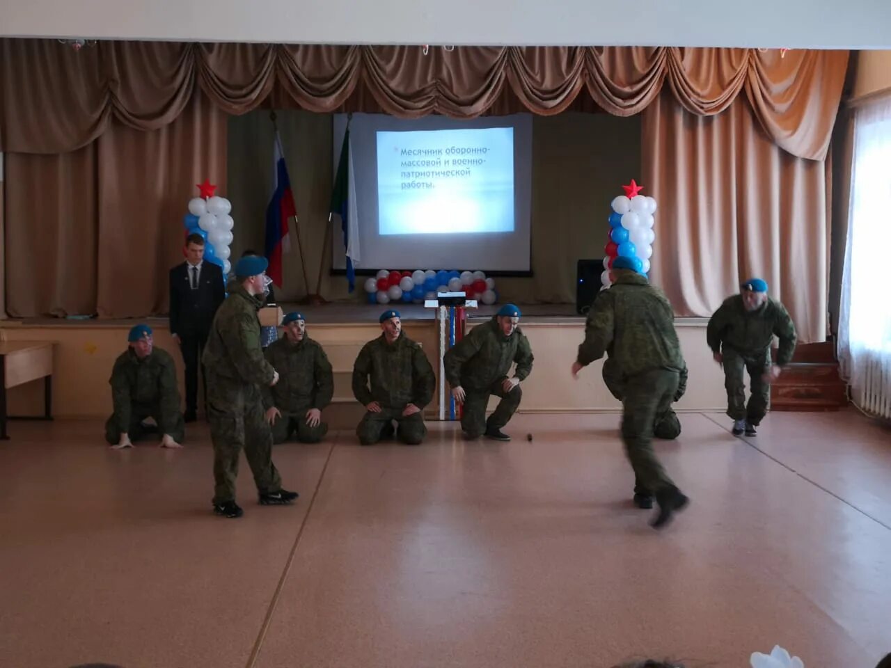 Открытие военно патриотического месячника в доу фотоотчет. Месячник оборонно-массовой и военно- патриотической работы. Открытие военно патриотического месячника в детском саду. Месячник оборонно-массовой и военно- патриотической работы. Месячник по военно-патриотическому воспитанию.