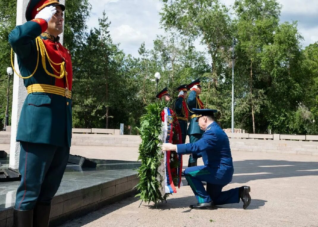 Приезд в оренбург. Парк салют победа Оренбург. Краснов Оренбург. Фото Оренбурга Краснов.