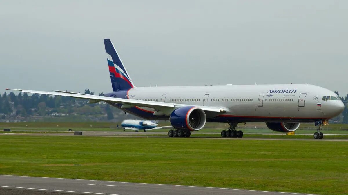 Boeing 777 300er россия. Боинг 777 Аэрофлот. Самолет Боинг 777-300. Боинг 777 300 er. Б 777 300 ер.