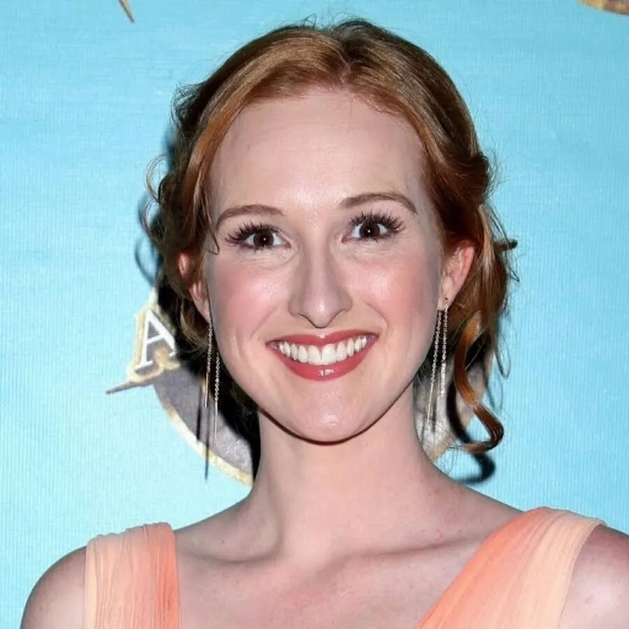 Эрин маккей американская актриса. Эрин маккей политический деятель. Санни маккей. Эрин маккей политический деятель. Эрин маккей.