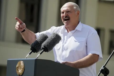 Лукашенко пригрозил «обломать рога» Польше 
