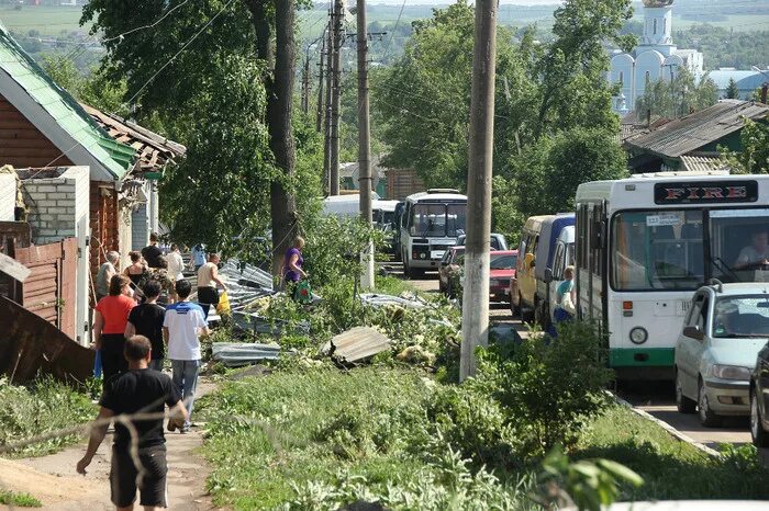 Погода в ефремове на сегодня. Торнадо в Ефремове. Смерч в городе Ефремов. Смерч в Ефремове в 2013 г.. Погода в Ефремове.