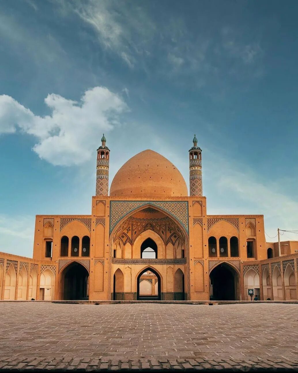 Мечеть ульд абас. Мечети сасанидского ирана. Исламская архитектура. Мечеть имама иран искусство среднего востока. Исламская архитектура.