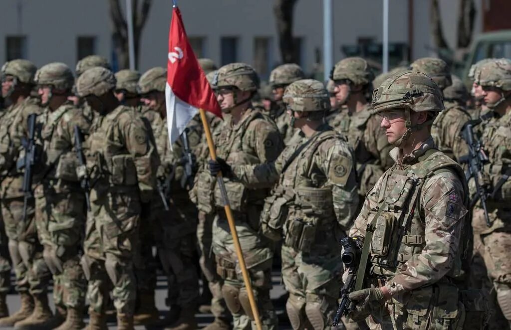 Польша готовится к войне. Армия Европы. Польша готовится воевать. Польша НАТО. 300 тысяч солдат нато в польше