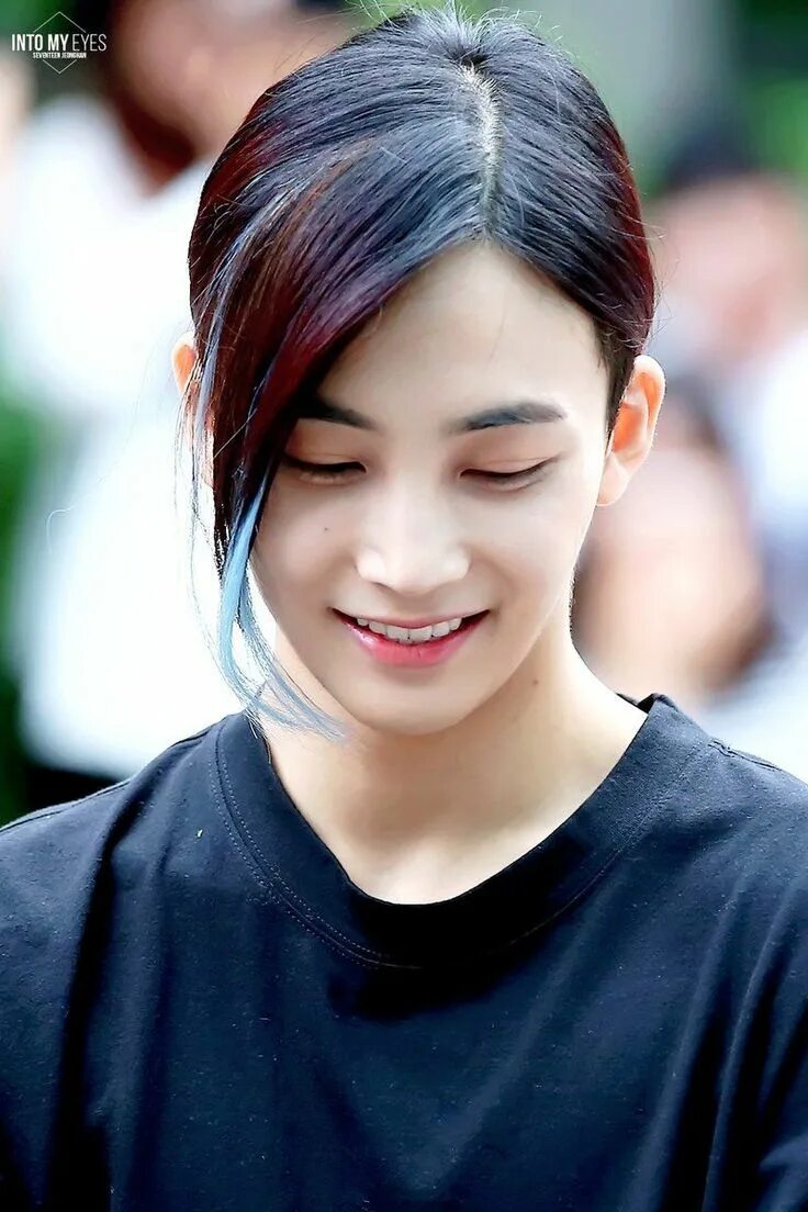 Jeonghan. Юн джонхан. Севентин Jeonghan. Джонхан из Seventeen. Джонхан севентин