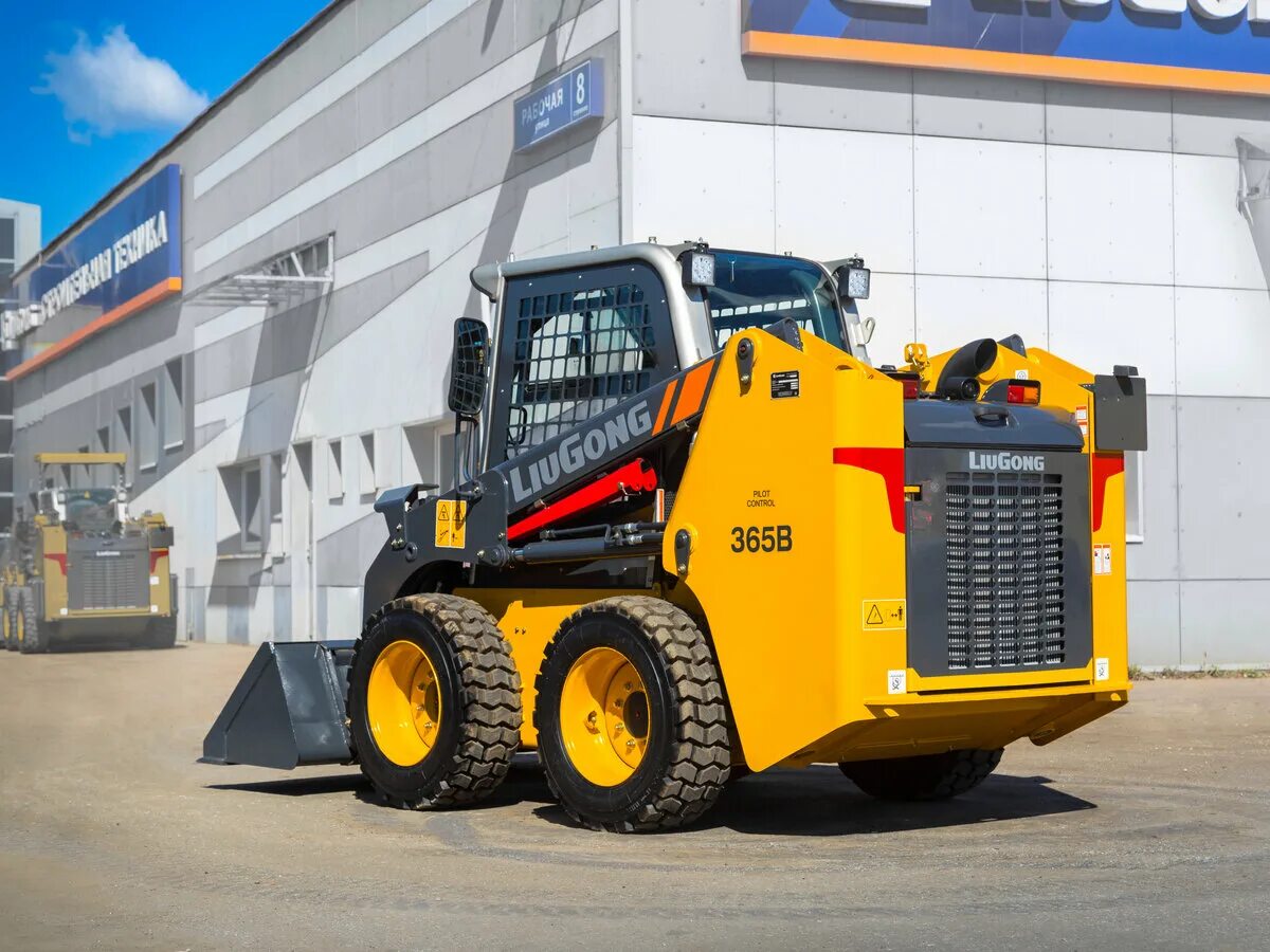 Инструкции liugong. Мини погрузчик Liugong 365b. Мини-погрузчик Liugong clg385b. Liugong 385. Liugong 365 а