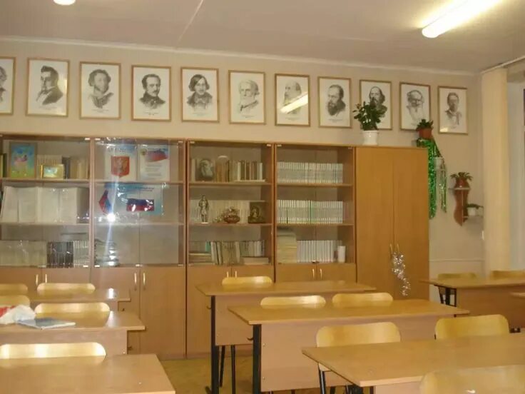 Познавательный час для детей ко Дню славянской письменности и культуры " Книги в