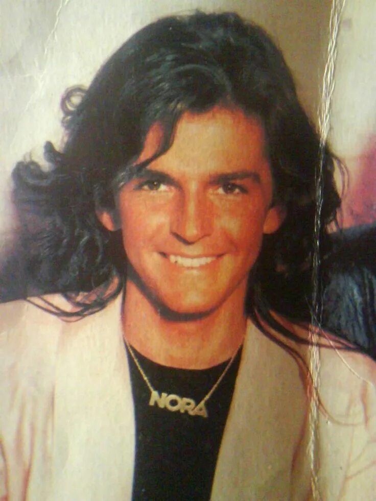 Том андерсон myspace. Том андерсон. Томом андерсен. Томом андерсен. Том андерсен.