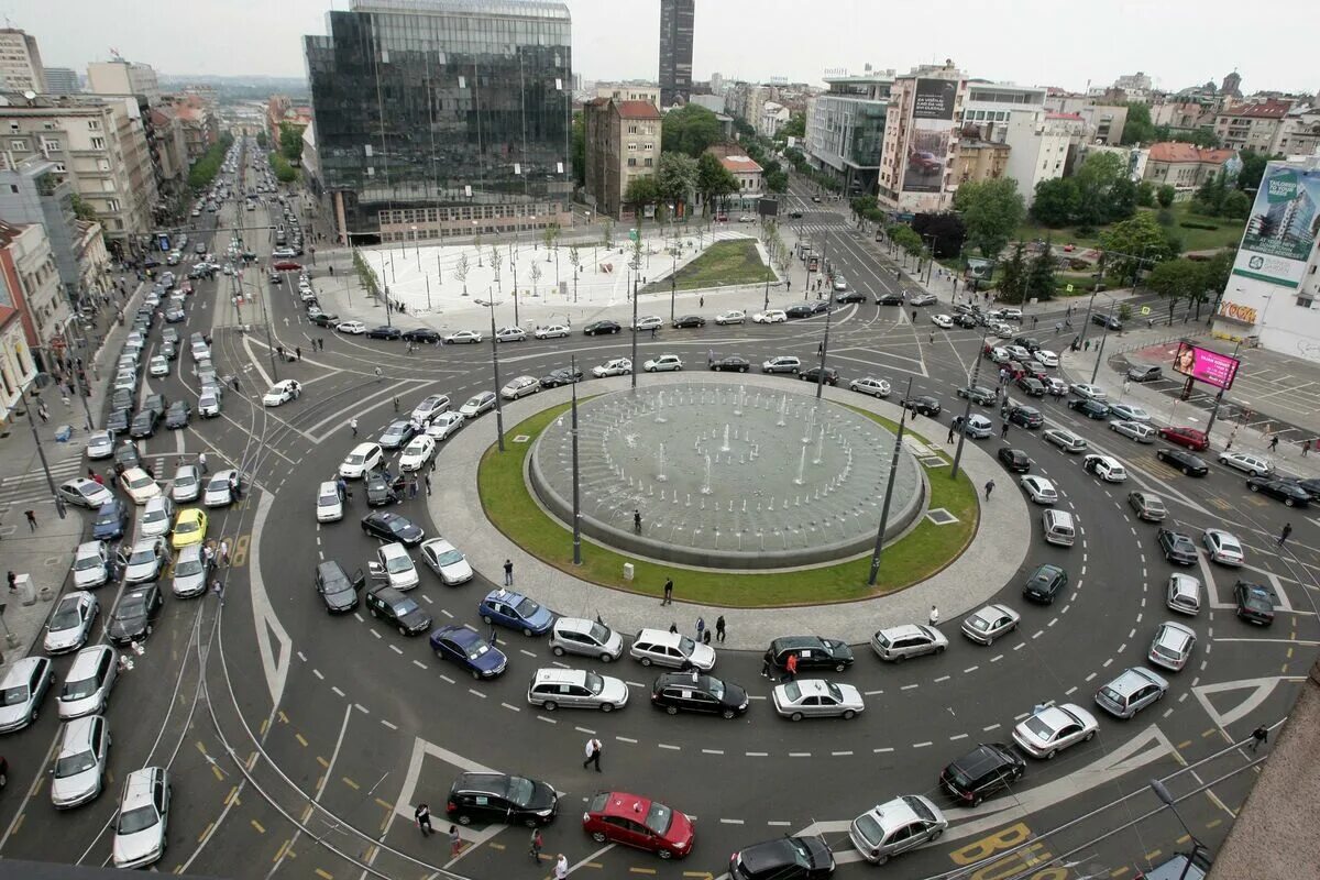 Пересадка в белграде. Такси в Белграде. Белград Pink-Taxi в Белграде. North Side of Belgrade.