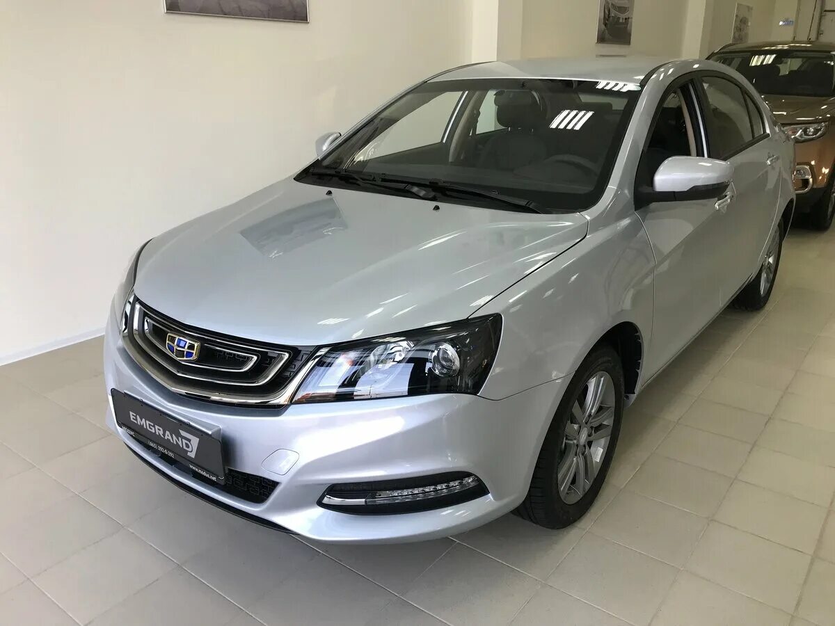 Geely седан 2013. Джили эмгранд отзывы владельцев недостатки. Джили эмгранд 7 2016 года. Джили эмгранд 2023 бежевый. Geely emgrand ec7 черный.