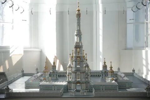 Колокольня смольного