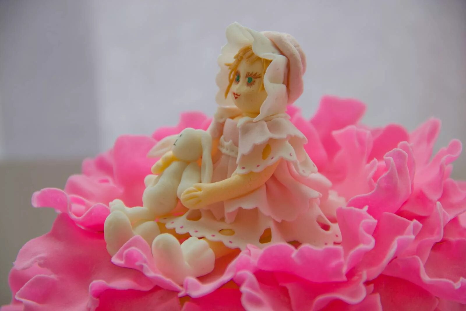 Как сделать сахарную мастику. Рецепт мастики из маршмеллоу. Украшение тортов мастикой пошагово. Как сделать сахарную мастику. Мастика для торта в домашних условиях.