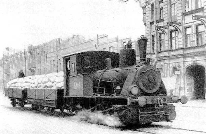 Ладога памятник паровозу. Петрокрепость музей дорога победы. Паровоз эу 708-64 в волхове. Паровозы в блокадном ленинграде. Вокзал петрозаводск - паровоз-памятник.