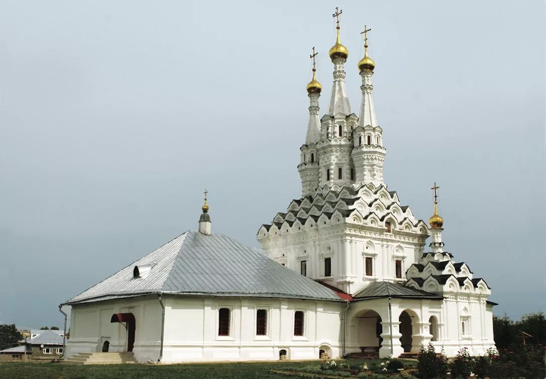 Большая вяземская. Трехшатровая Церковь Одигитрии в Вязьме. Одигитриевская Церковь Ивановского монастыря. Одигитриевская Церковь Ивановского монастыря в Вязьме.