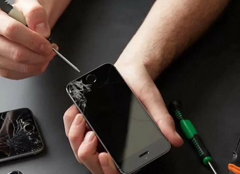 Ремонт iphone repair. Починка телефонов. Починка экрана телефона. Ремонт iphone. Замена дисплея на телефоне.