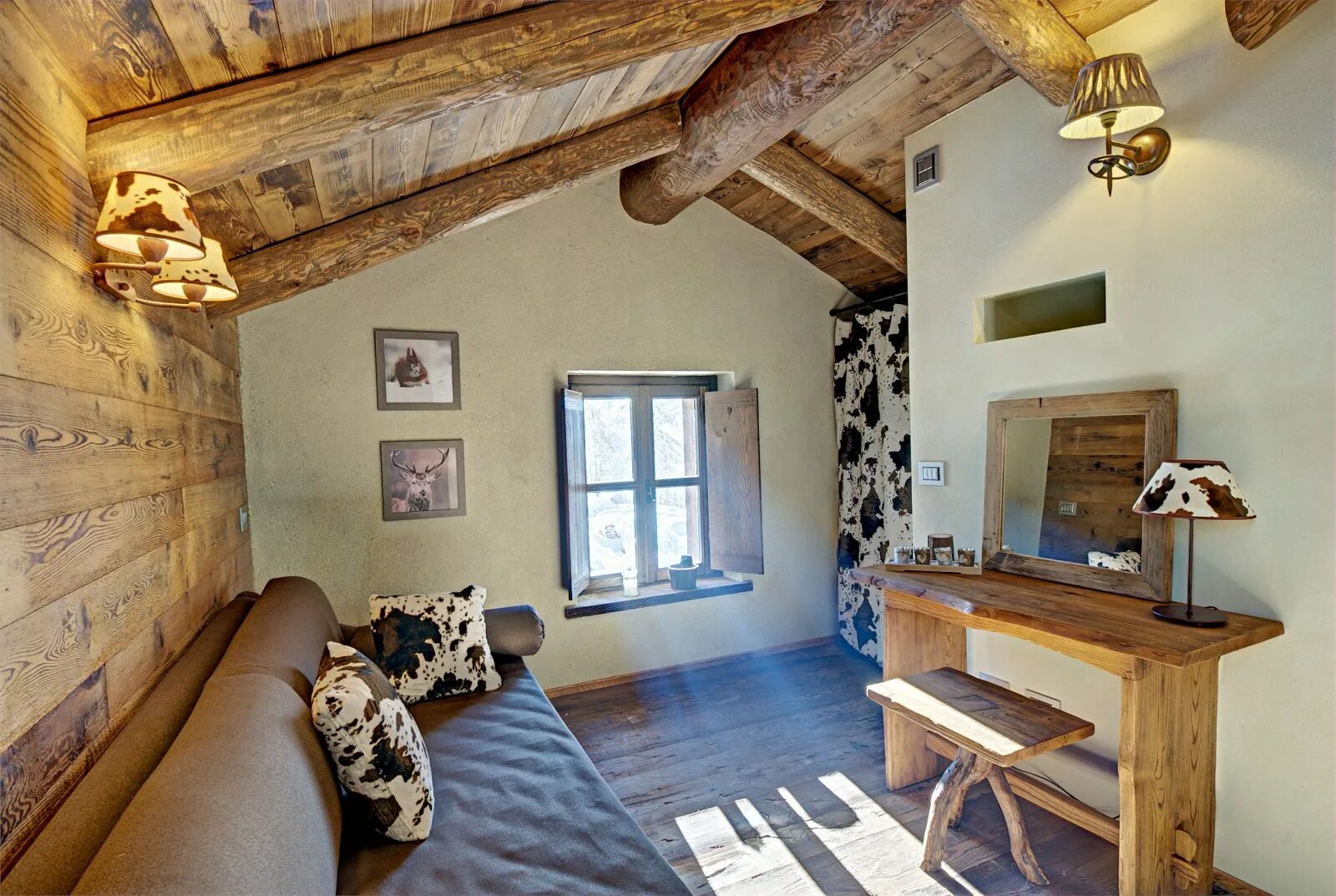 Реконструкция деревенского дома. Деревня ремонта. Реконструкция старых домов в деревне. Отделка старого деревенского дома. Деревня ремонта.