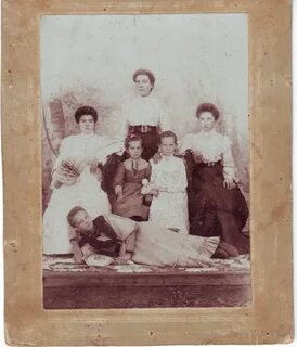 1900 стоит