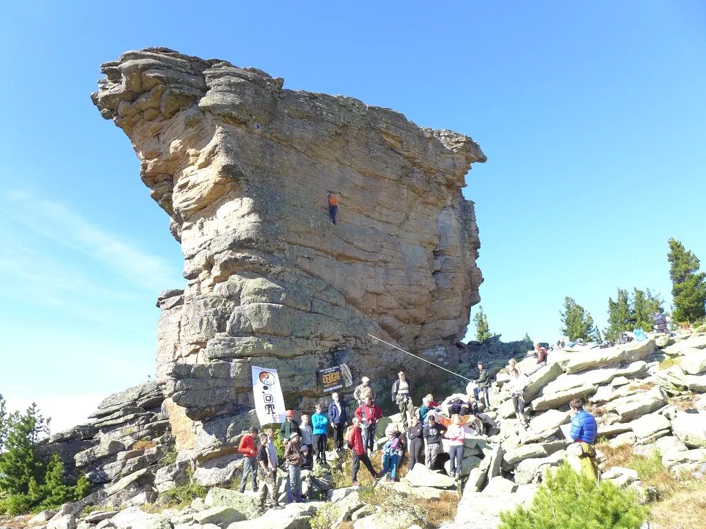 Верблюды шерегеш. Горная шория шерегеш верблюды. Верблюжья гора шерегеш. Скалы верблюды шерегеш. Верблюды шерегеш.