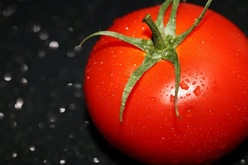 Red Tomato. Томат ред Холли. Томат супер ред.