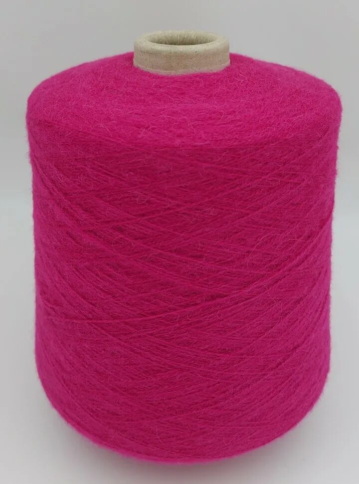 Пряжа кокор фуксия. Пряжу цвета фуксии. Пряжа ангора пух норки. Пряжу цвета фуксии. Пряжа флаффи розовая.