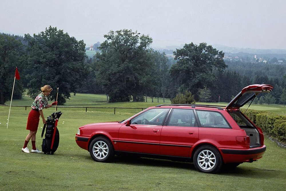 Купить ауди б4 универсал. Audi 80 универсал. Ауди 80 б4 универсал. Audi 80 quattro универсал. Audi 80 b4 avant универсал.