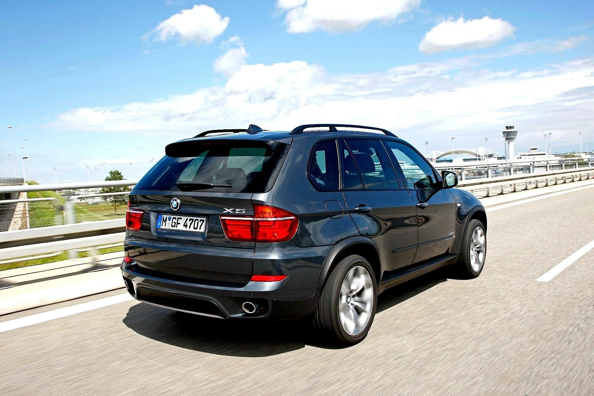 05 2012. BMW x5 e70. БМВ х5 2012. БМВ x5 2012. BMW x5m 2012.