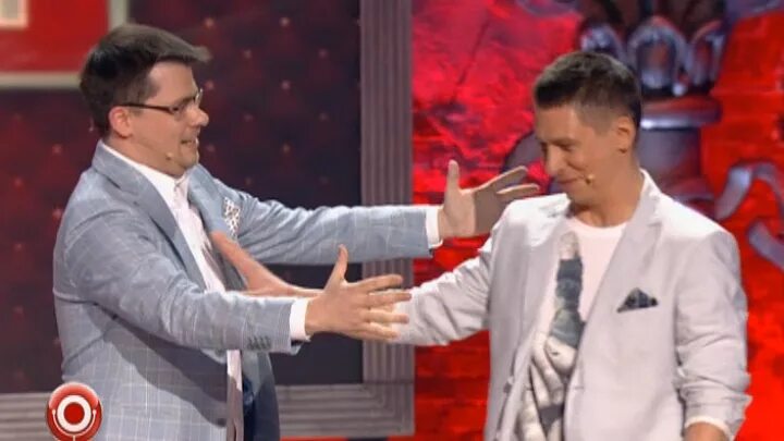 гарик харламов и тимур батрутдинов камеди. камеди клаб батрутдинов. Comedy club гарик харламов. гарик харламов и тимур батрутдинов камеди. харламов 2022 камеди.