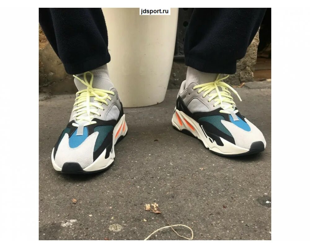 Кроссовки yeezy boost 700. Adidas Yeezy 700. Adidas Boost 700. Adidas Yeezy Boost 700. Adidas Yeezy 700 Wave Runner.