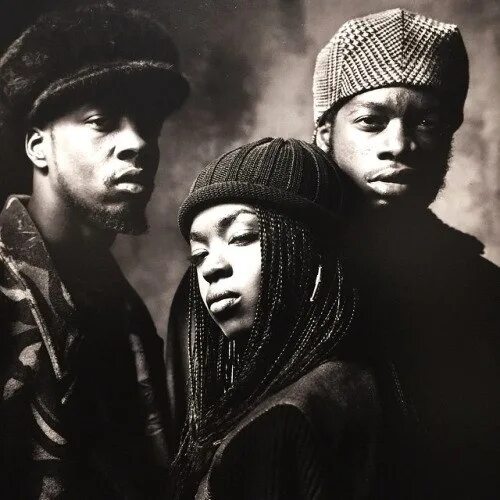 Группа the Fugees. Трио «the Fugees» и дуэт Outkast. Fugees Killing me Softly. Fugees foto 2022. Fugees killing