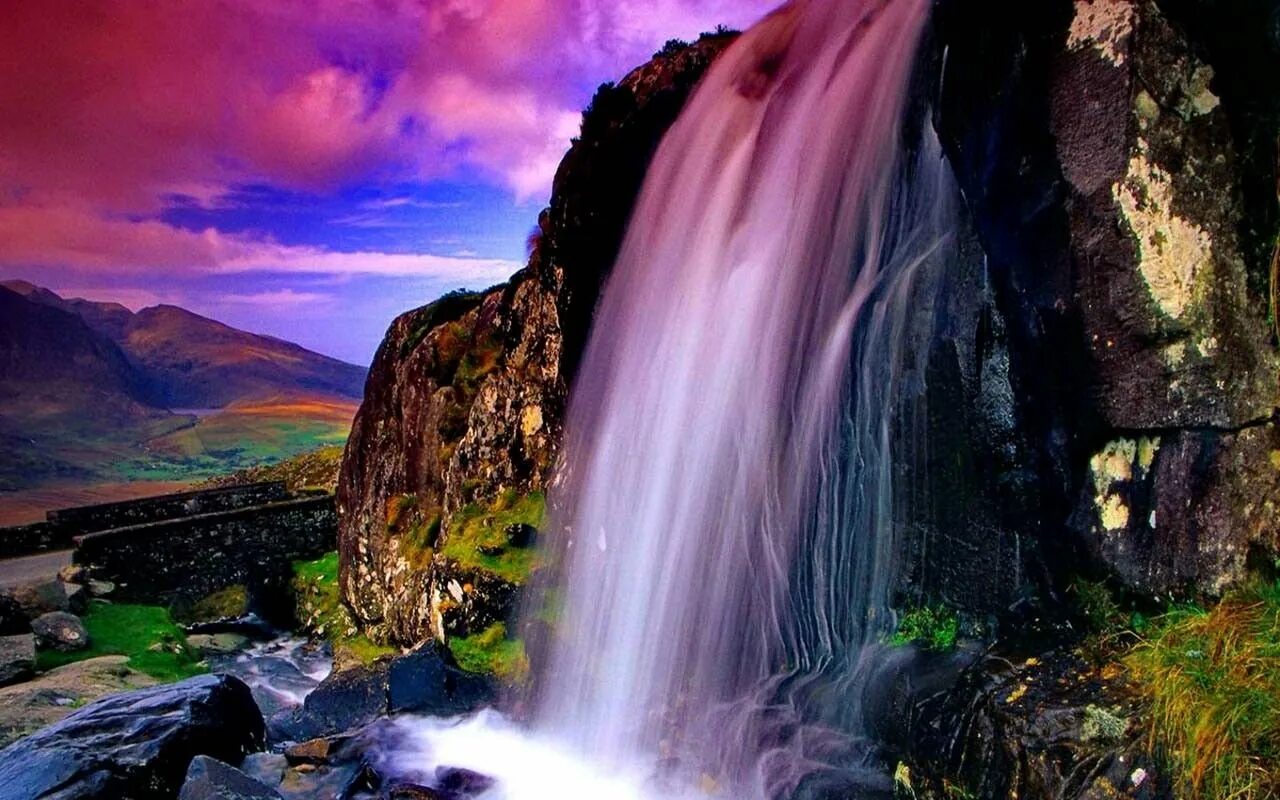 Товансон водопад. Живые водопады. Фиолетовый водопад. Прекрасный водопад