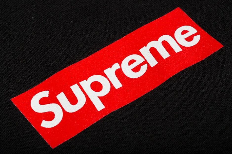 Супрем это. Суприм. Вещи Суприм. Supreme надпись. Supreme лого.