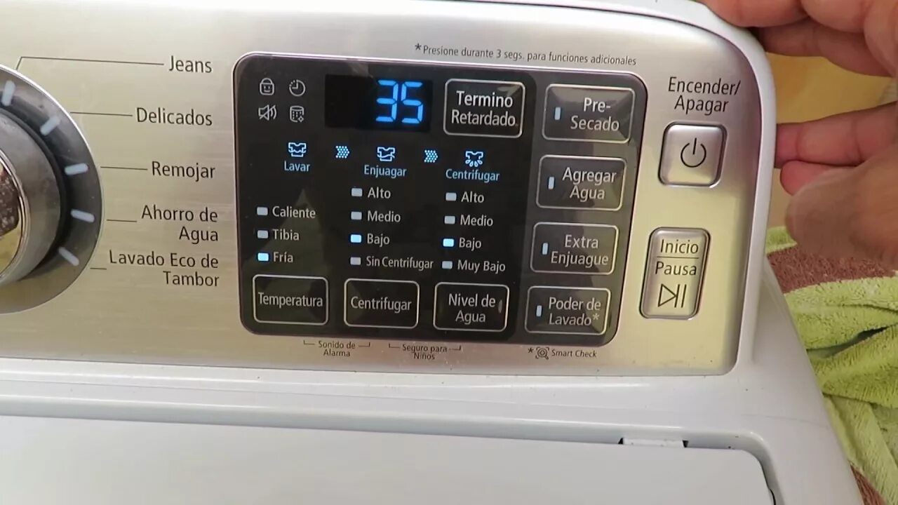 Коды ошибок стиральных машин самсунг эко бабл 6 кг. Стиральная машинка самсунг дисплей. Стиральная машинка самсунг 4е. Дисплей стиральной машины самсунг. Стиральная машина самсунг что означает 4е