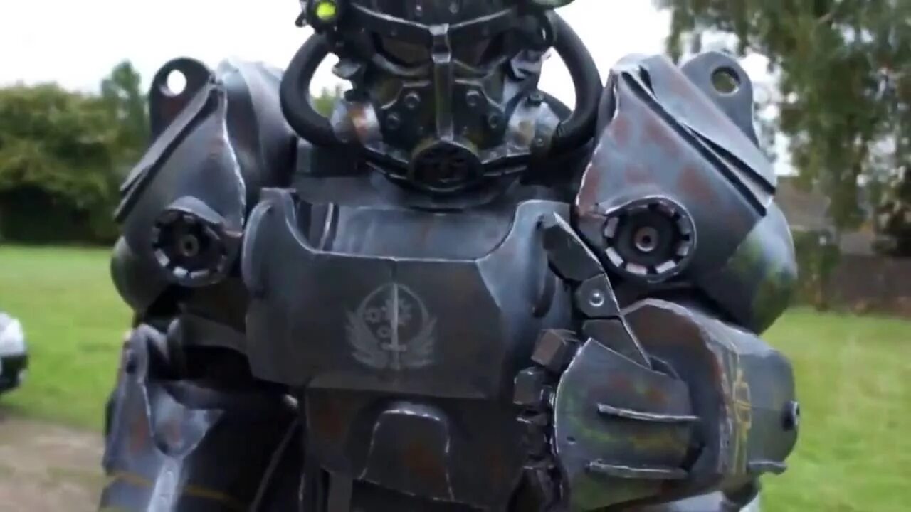 Силовая броня fallout 4 косплей. Силовая броня t-60. Косплей фоллаут силовая броня. Броня т60 фоллаут. Косплей фоллаут силовая броня.