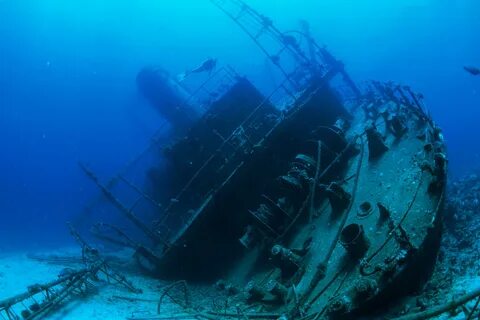 Затонул в красном море