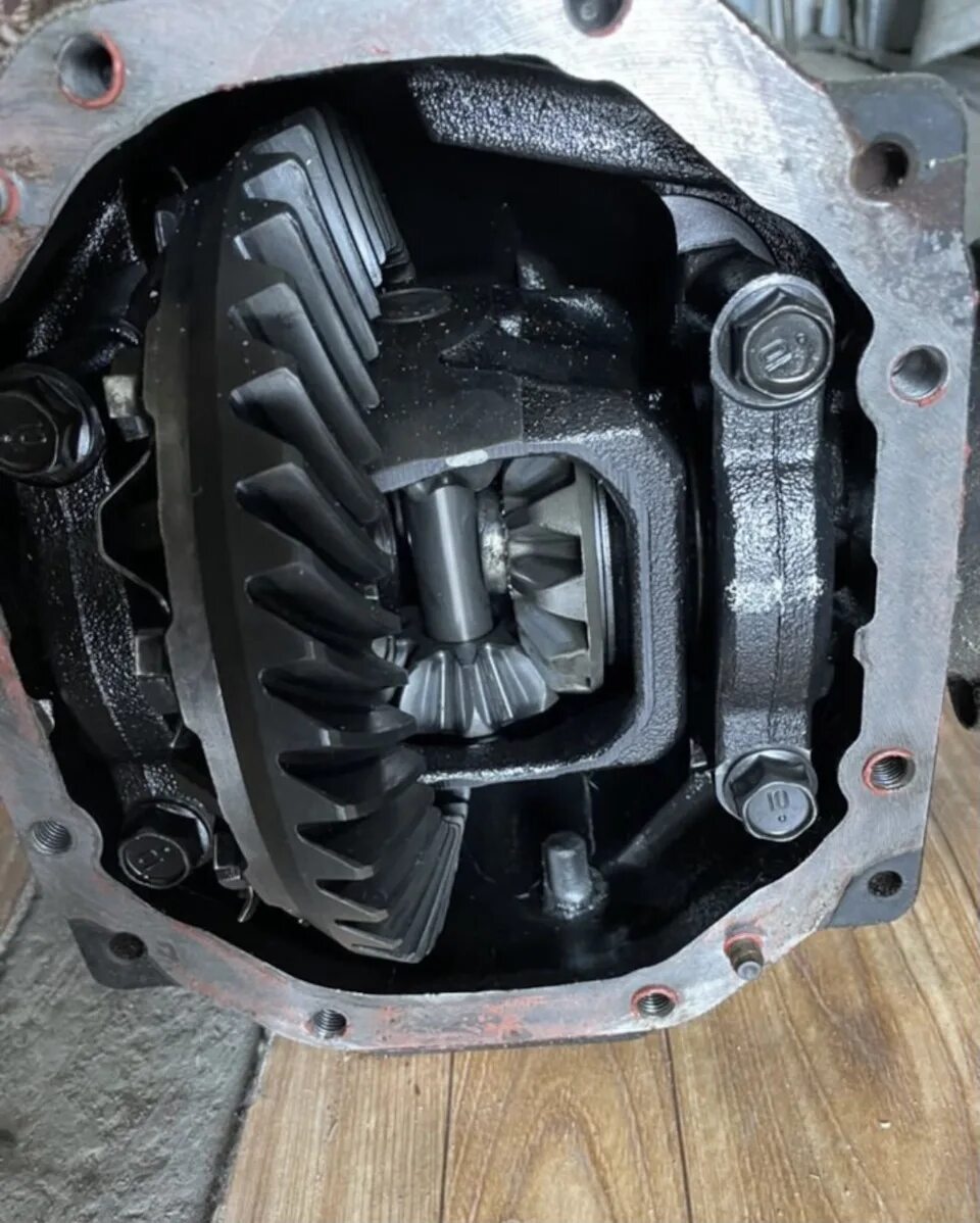 Редуктор 8. Промежуточный редуктор 8а-1515-000. Редуктор 8 дюймов jzx100 пара 4. Редуктор мтз 82 72-2308010 правый 8шп. Мкпп lexus is250 установка в jzx90.