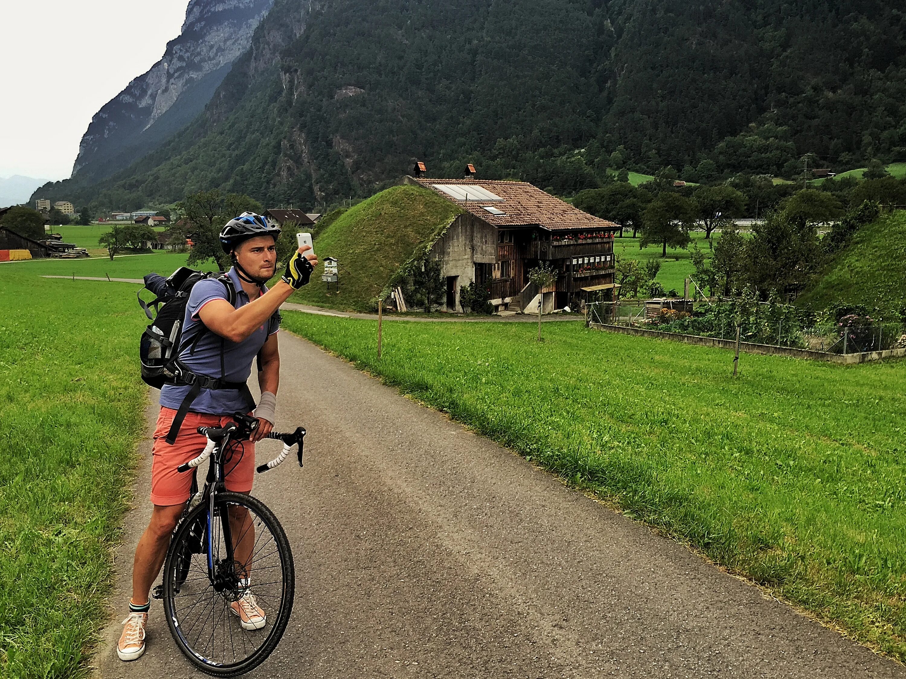 Велосипедный туризм. Bike travel. Велосипед турист. Travel by bike. Bike travel.