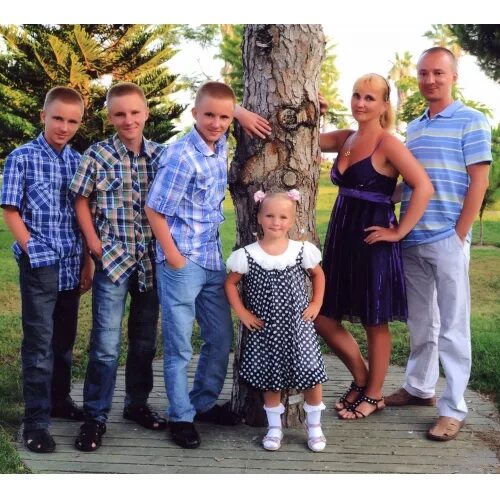 логинов семья. фото до и после семья. логинов с семьей на фотографии. логинов семья фото. семья логиновых.