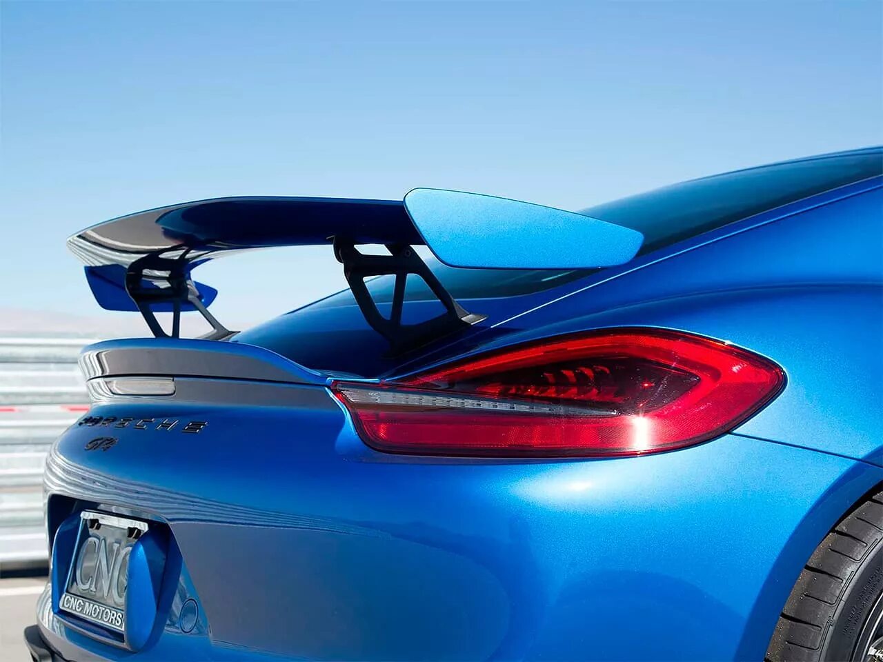Bugatti Veyron спойлер. Аэродинамика антикрыла. Бугатти со спойлером. Антикрыло BMW 4.