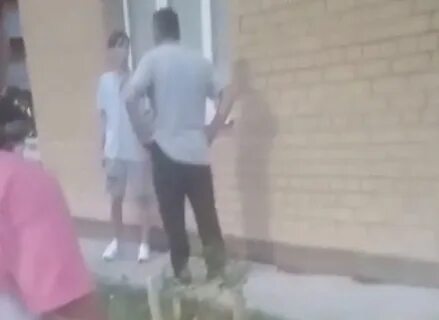 Подростки скинули
