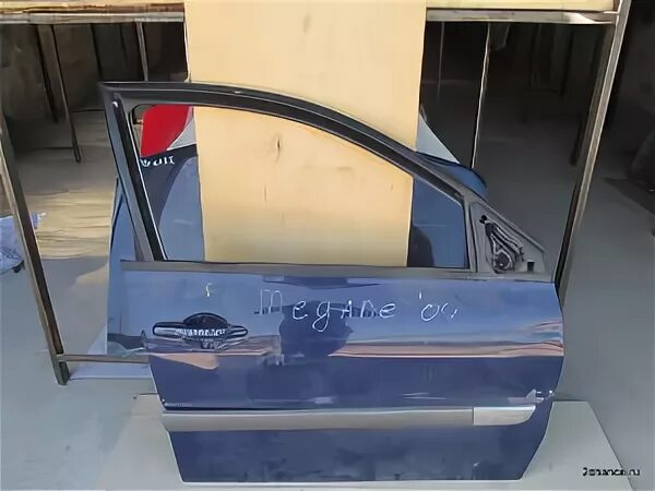 Дверь правая передняя рено меган 2