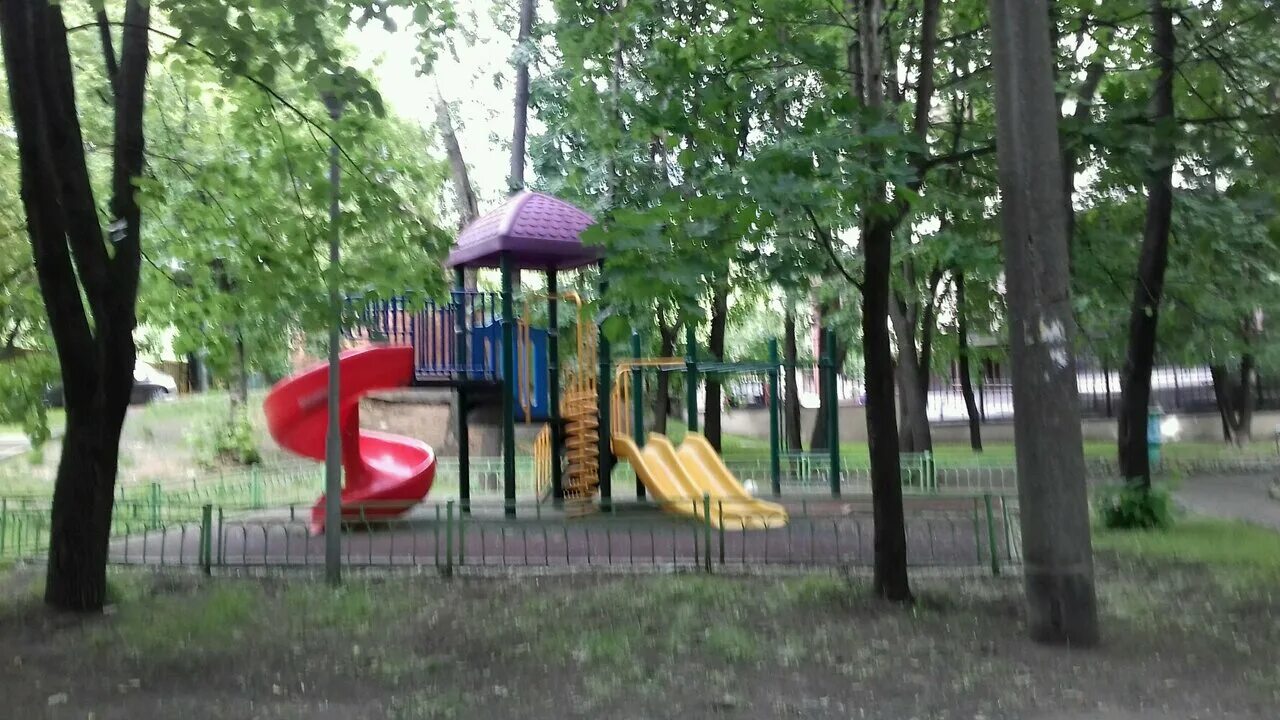 Художественная школа мытищи им. 33 забавы детский центр новосибирск. Детская улица 13. Детская поликлиника на буторина 10. Стоматология на урицкого ярославль.