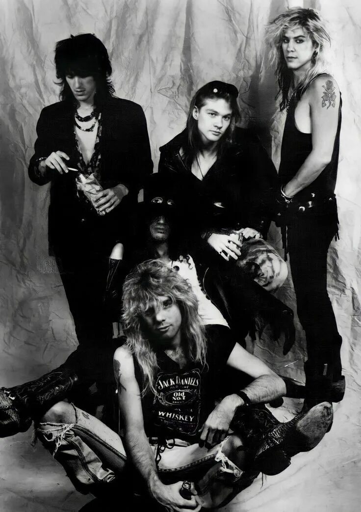 Группа guns n' roses 1988. Группа guns n’ roses 2022. Группа ганзен роузес. Группа ганзен роузес. Группа guns n' roses 1988.